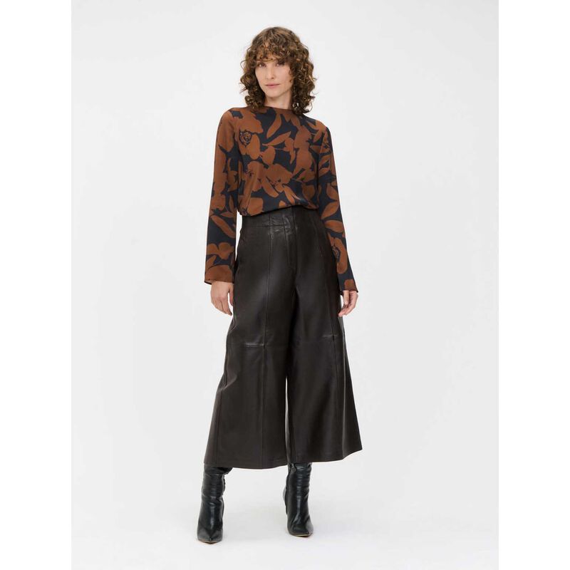 Veronika Maine Leather Cropped Pant image number 2
